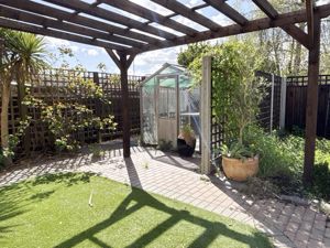 Photo 19- click for photo gallery